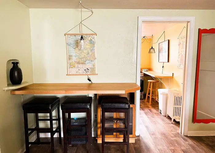 Peaceful Hideaway In Fargo